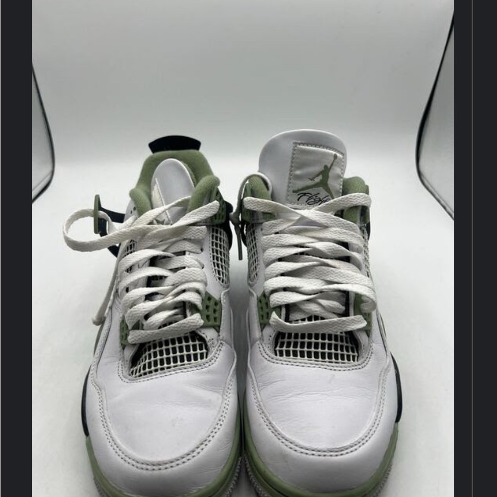 Seagram green jordan 4s